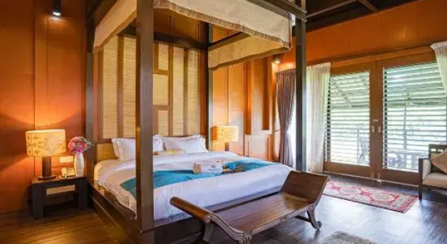 Люкс Royal The Langit Duyong Marina Resort