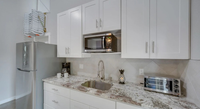 Апартаменты Stunning Texas Studio < 1 Mi to Canyon Lake!
