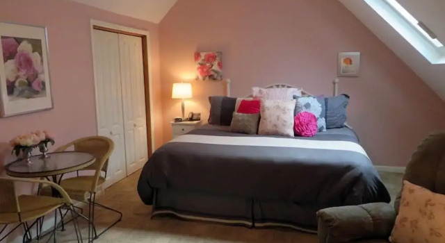 The Seasons Inn at Nicks Place, Prenota Bed & breakfast Hotel a Kearsarge con colazione, Colazione