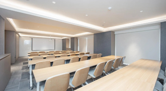 Ji Hotel Linyi Wuzhou Lake, Prenota Hotel Hotel a Shandong con parcheggio, Parcheggio