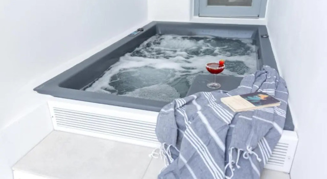Люкс Breaq Santorini - Margarita Hotel