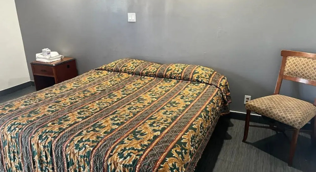 Pomona Inn, Prenota Hotel Pomona Los Angeles Metropolitan Area