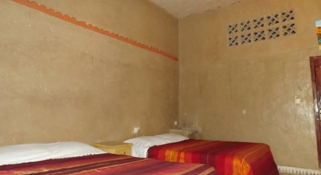 Auberge Camping La Liberté, Rezervovat Kemp Hotely v Meknes-Tafilalet s parkováním, Parkování
