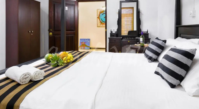 Вилла Grand Conch 4 BR Villa -3 Min walk to the beaches