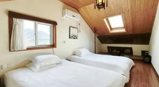 Семейный люкс с 2 комнатами Tonight Inn