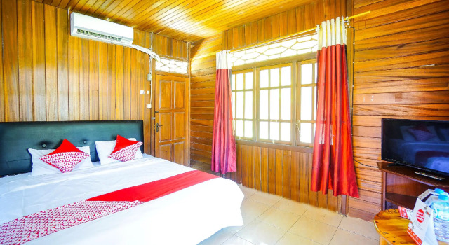 OYO 1254 Golden Lake Resort