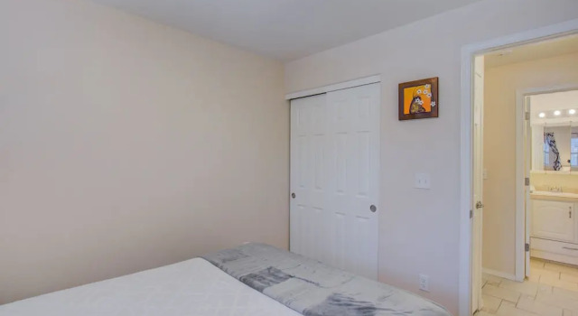 2 BD Value-stay Dog-friendly!, Varaa Huoneisto Hotellit Colorado Springs uima-altaalla, Uima-allas