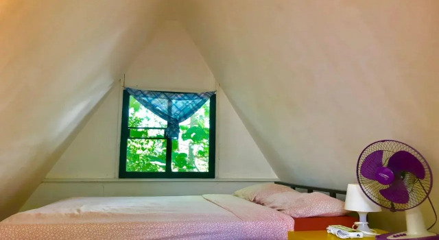 Pai Circus School and Resort