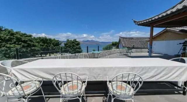 Lakeside Bliss Courtyard, Prenota Hotel Hotel a Dali con parcheggio, Parcheggio