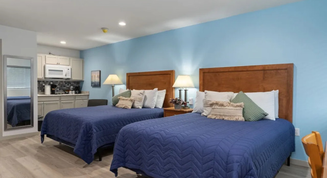 Четырёхместный номер Standard Extended Stay Gun Barrel City