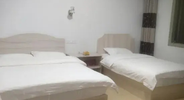 Люкс Warm Homestay (Shitai Yaniujiang Branch)