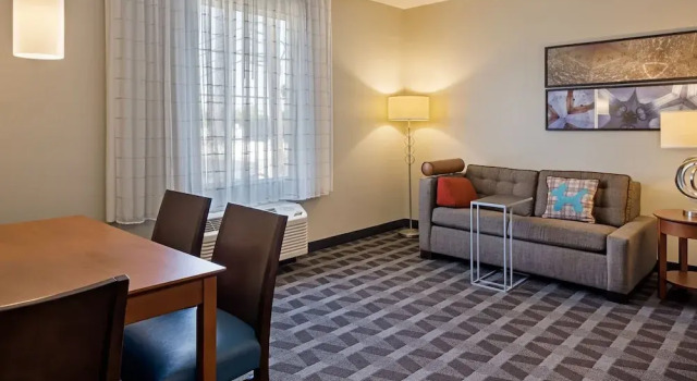 Двухместный люкс TownePlace Suites by Marriott Sunnyvale Silicon Valley