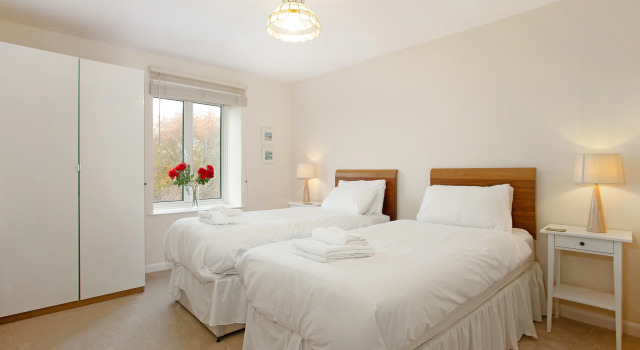 Ideal city centre base with all the iconic sightseeing within easy walking distance.