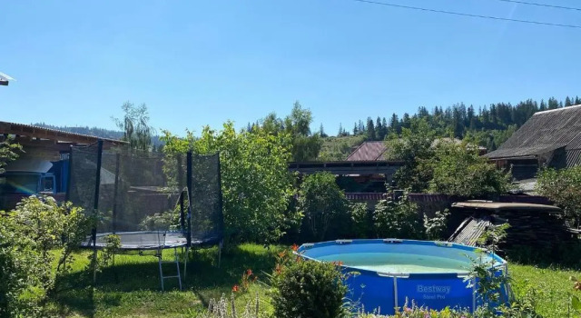 Karpats'kyi Kalejdoskop, Prenota Hotel Slavske 