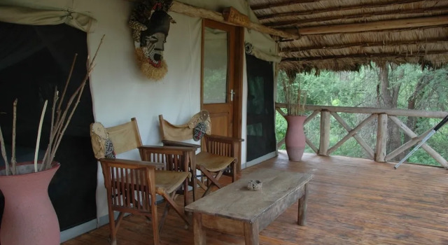 Семейный тент Roika Tarangire Tented Lodge