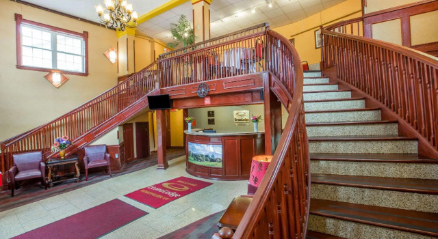 Двухместный номер Standard Econo Lodge Montpelier VT