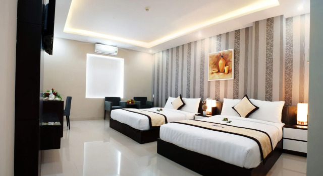 Hanoi Blue Hotel - The Water Front