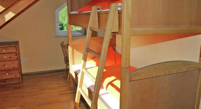 Коттедж Classic Beautiful and Cosy Apartment in a Wooded and Mostly Quite Rustic Ambience