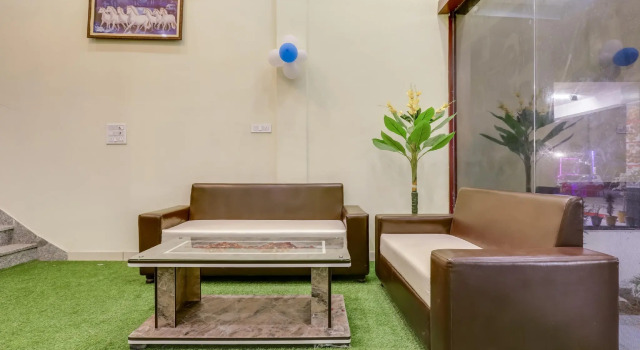 OYO 77970 Hotel Sangam, Забронировать Отель Хисар штат Харьяна