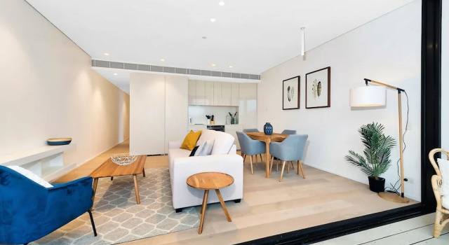 5-Star Lux in the Centre of Conveniences