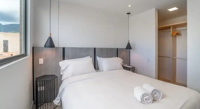 w Classy 1BR in Chapinero, Забронировать Апартаменты/квартира Чапинеро-Альто Богота, рядом с Fanny Mikey National Theatre