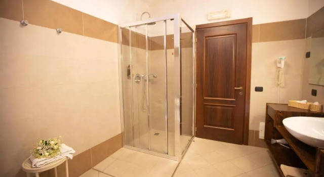 Четырёхместный номер Standard Al Castello Resort