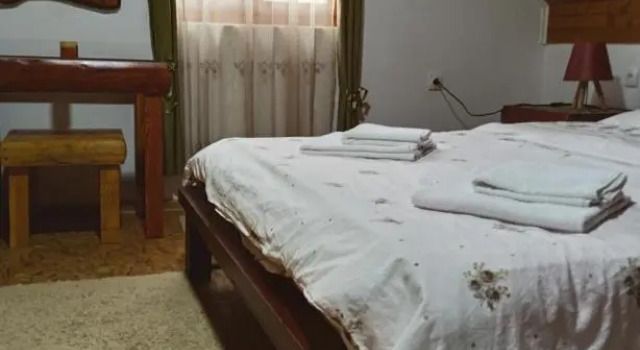 Household Nikolic - Andrijevica, Montenegro, Book Hotel Hoteller i Bjelasica med parkering, Parkering