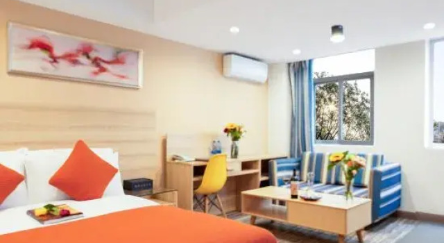Двухместный люкс Business c 1 комнатой City-state boutique hotel (Shilongzi Branch)