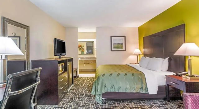 Двухместный номер Standard Quality Inn Russellville