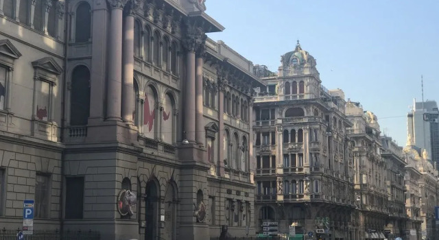La Casa Gioiosa, Забронировать Отель Генуя Итальянская Ривьера, рядом с Станция метро Sarzano/Sant'Agostino