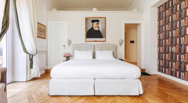 Полулюкс с балконом Relais Donna Lucrezia