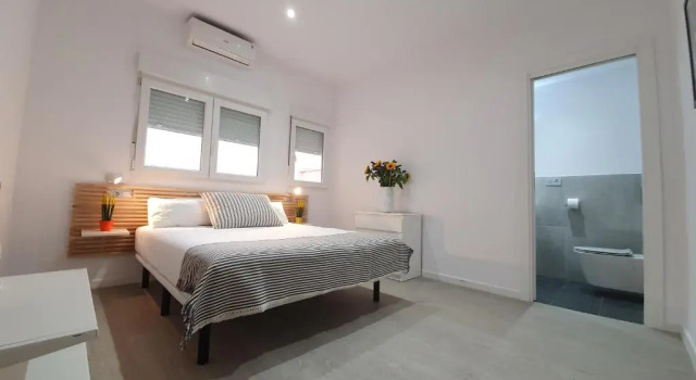 CasaMila Guest House, Забронировать Гостевой дом Гостевые дома Аликанте, рядом с Площадь Boulevard, Гостевой дом