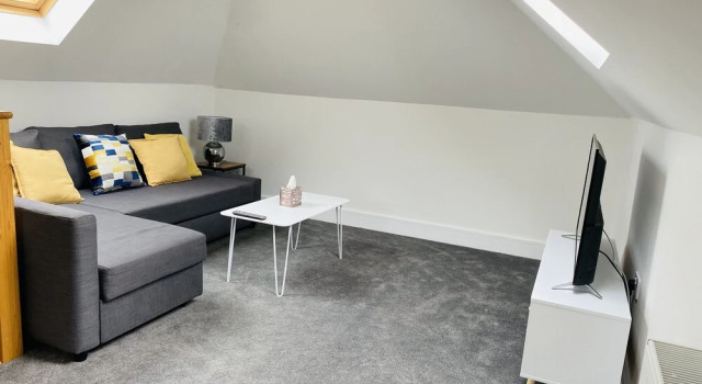 Church Road Apartment by Aldershot Short Stays, 预订 公寓 奥尔德肖特 汉普郡