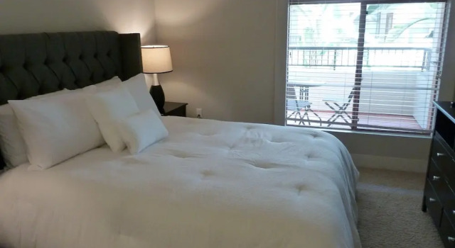 Glendon Apartments