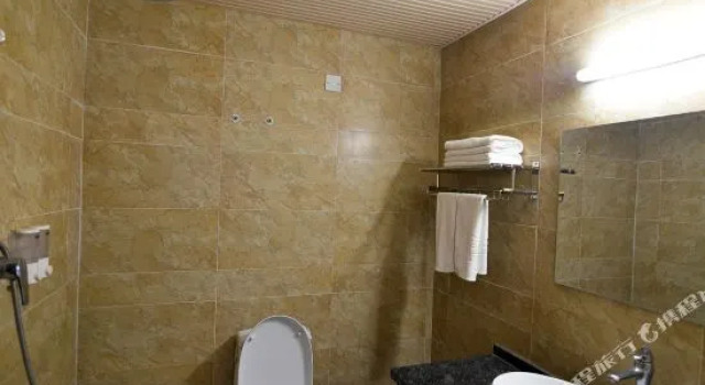 Chongdugou Resort, Rezervovat Lázně / Resort Luo-jang Henan