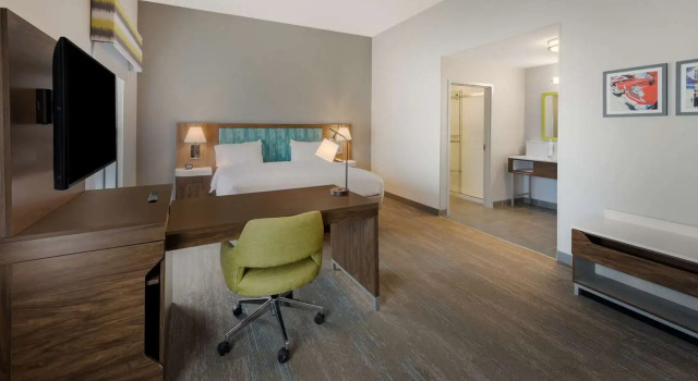 Двухместный люкс Hampton Inn and Suites Fredericksburg