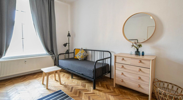 Super Central Billiard and Darts Big Apartment