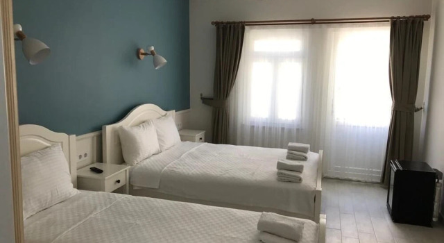 Lutro Otel