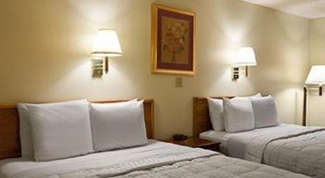 Четырёхместный номер Standard Days Inn by Wyndham Alamosa