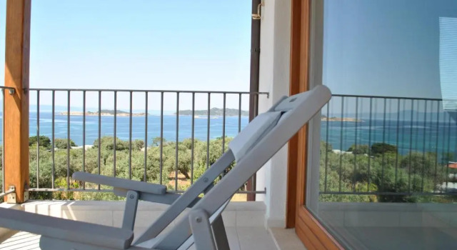 Апартаменты с видом на море Villa Almira Luxury Apartments