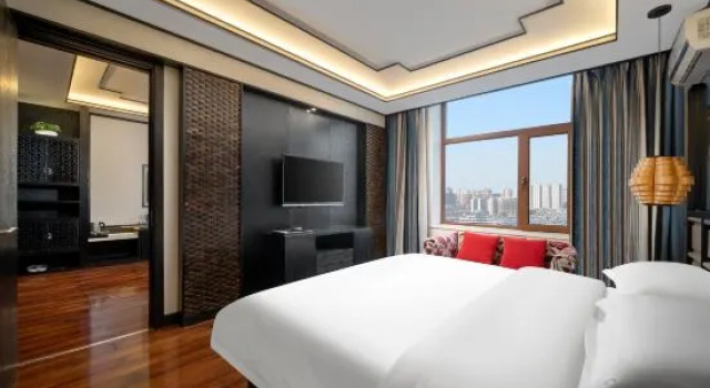 Люкс Thai 9 Business Hotel Crystal Shop