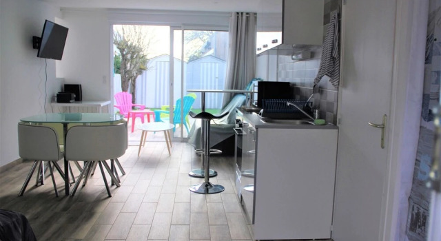 Studio in Batz-sur-mer, With Furnished Terrace and Wifi - 1 km From th