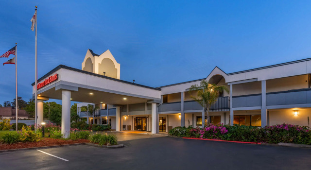 Best Western Plus Wine Country Inn & Suites, Забронировать Отель Санта-Роза Wine Country - Northern California