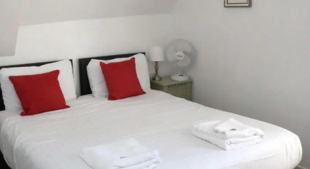 Kings, Book Hotel Newmarket Suffolk