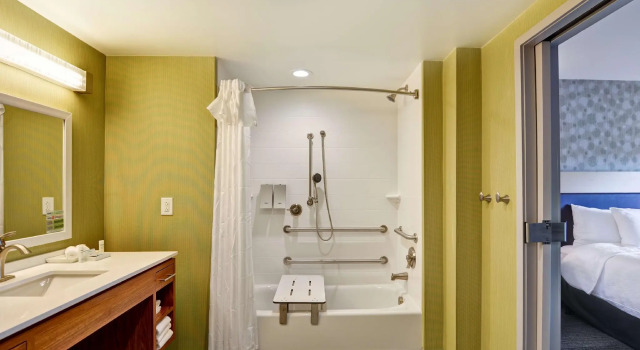 Четырёхместная студия Home2 Suites By Hilton Winston-Salem Hanes Mall