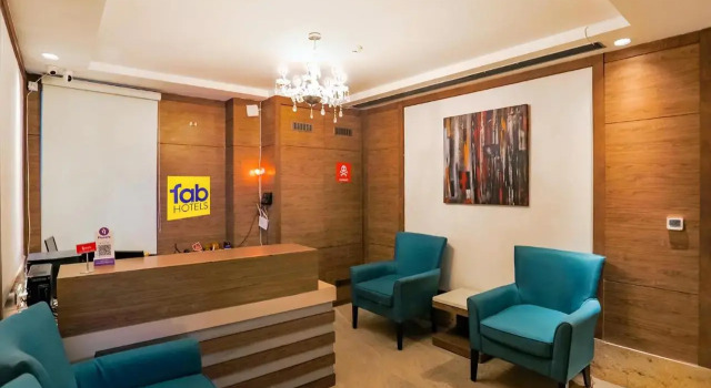 FabHotel F9 Chhatarpur