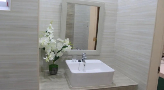 Luxo Suite RNR Suites