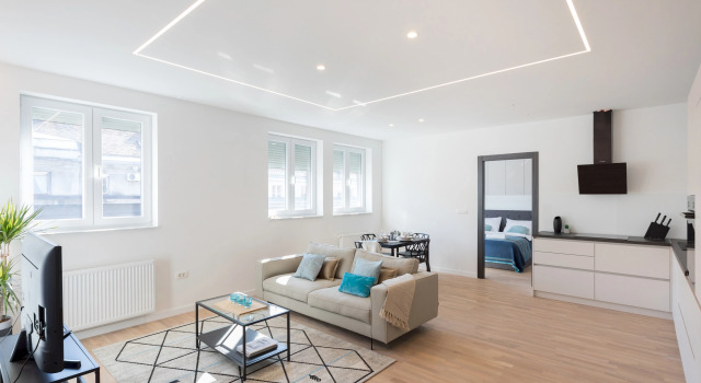 Design 2BDR Apartment near City Center
