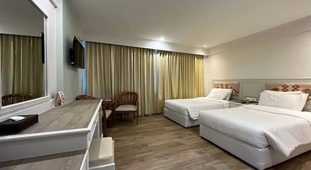 Номер Deluxe Dhevaraj Hotel