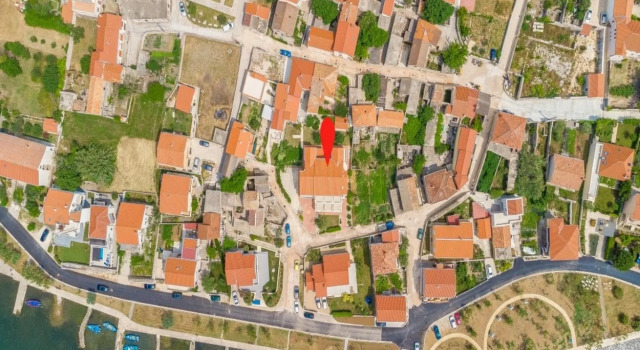 Bosko - 30m From the sea With Parking - A3